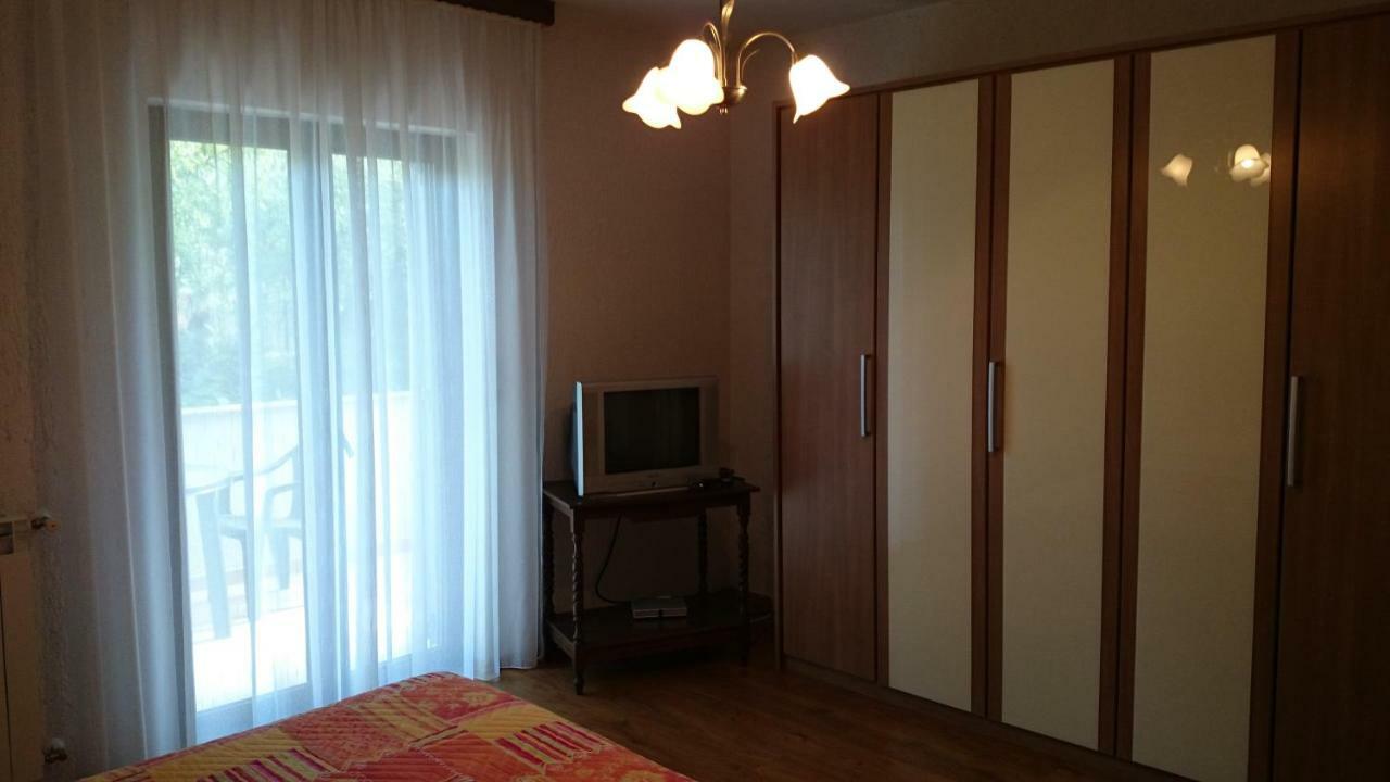 Apartman Dino Tar-Vabriga Exterior foto
